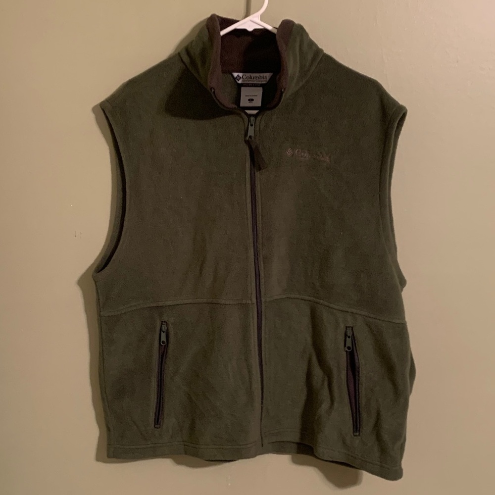 Men’s Columbia vest L
